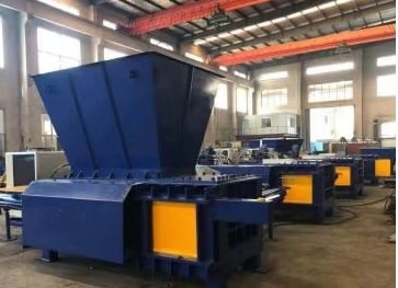 Full automatic aluminium can baler